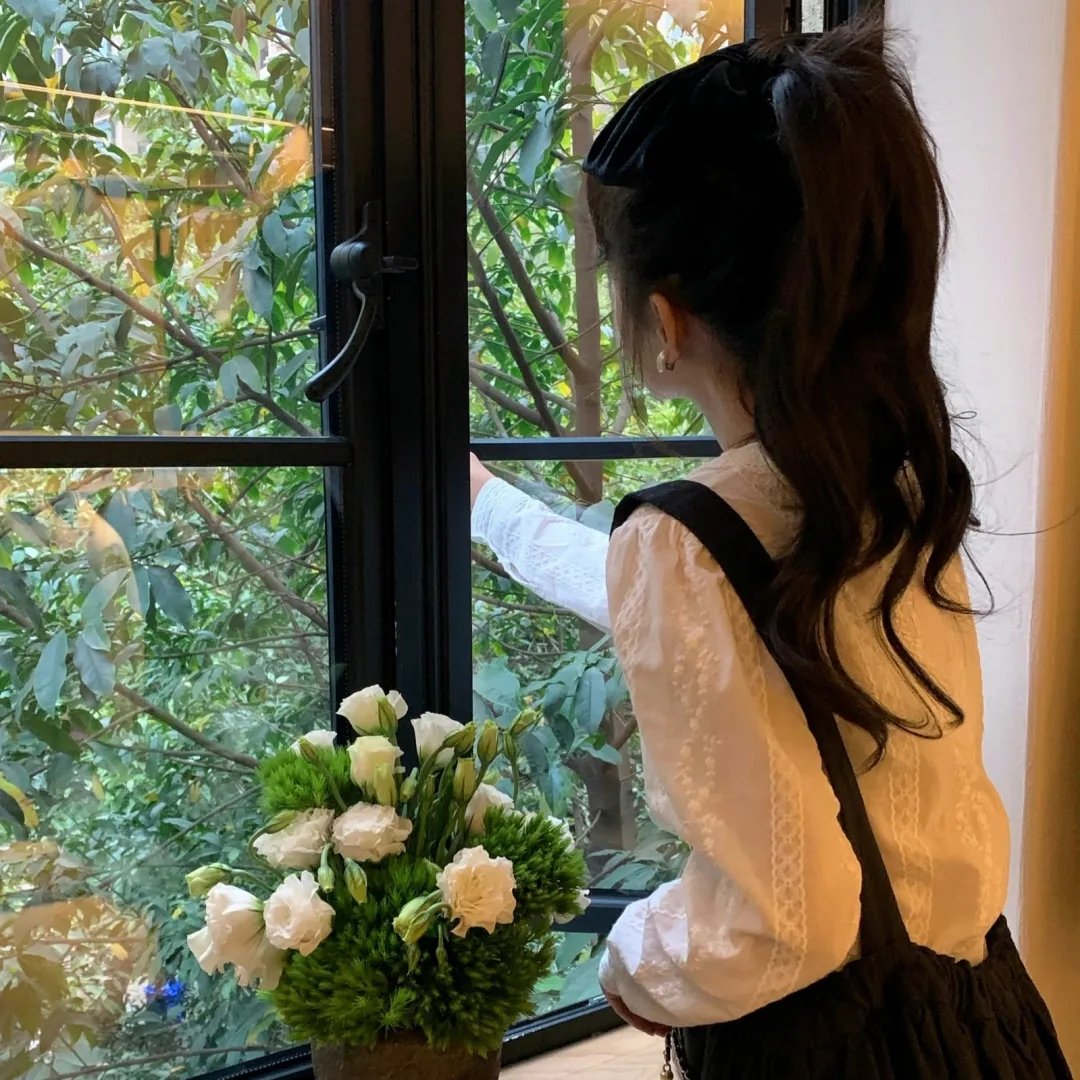 白月光下海报