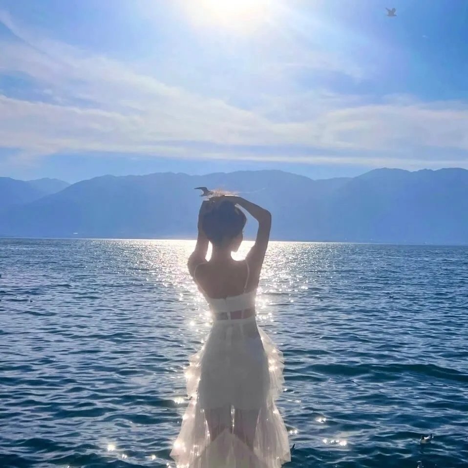 哲秀与英熙海报